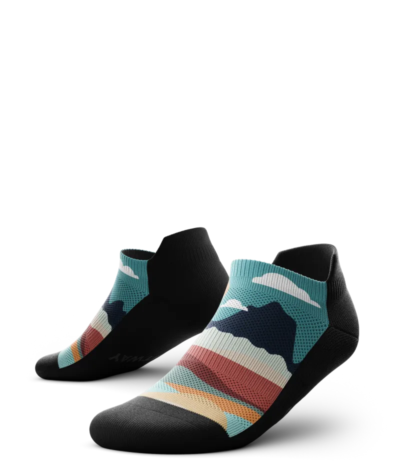 Head In The Clouds Athletic Ankle Socks