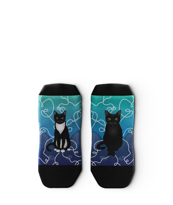 Kitten Around Athletic Ankle Socks